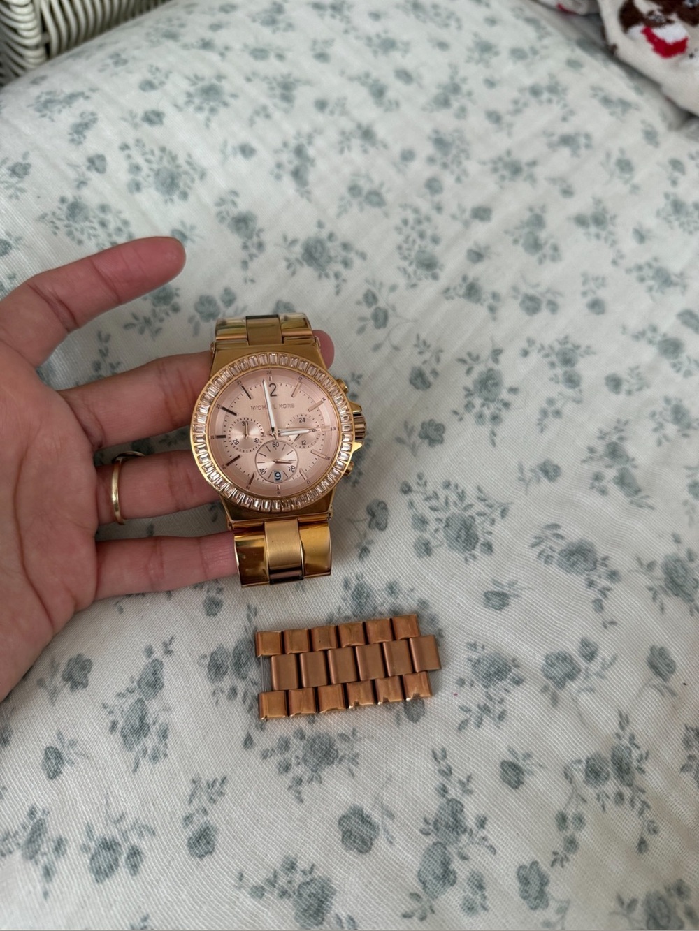 MICHAEL Michael Kors Gold Tone Pink Dial Chronograph Bracelet Watch